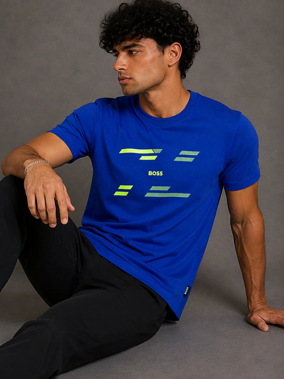 Camiseta 200 gramos referencia 11001, color Azul rey, talla XL