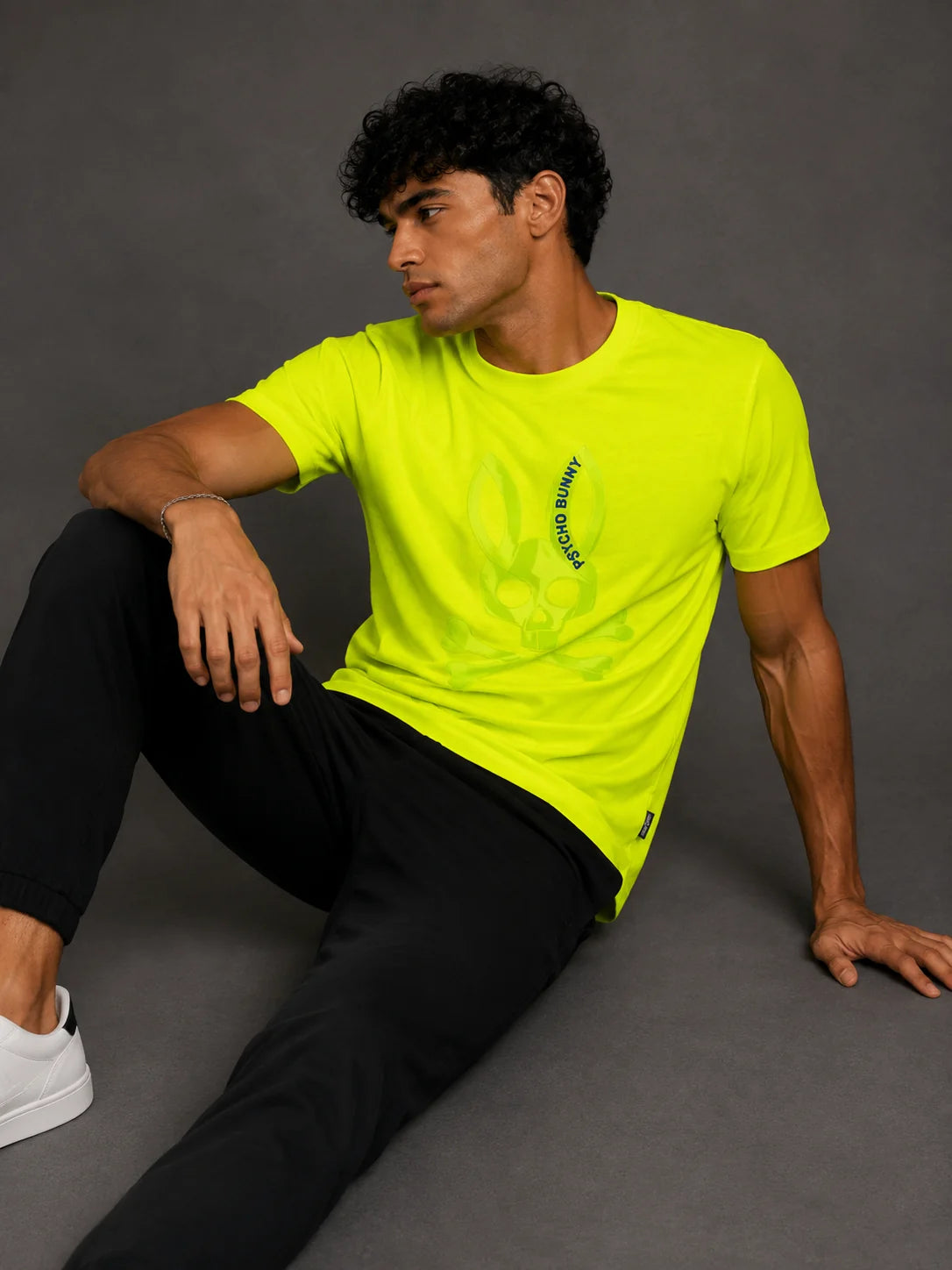 Camiseta 200 gramos referencia 11002, color Verde limon, talla XL