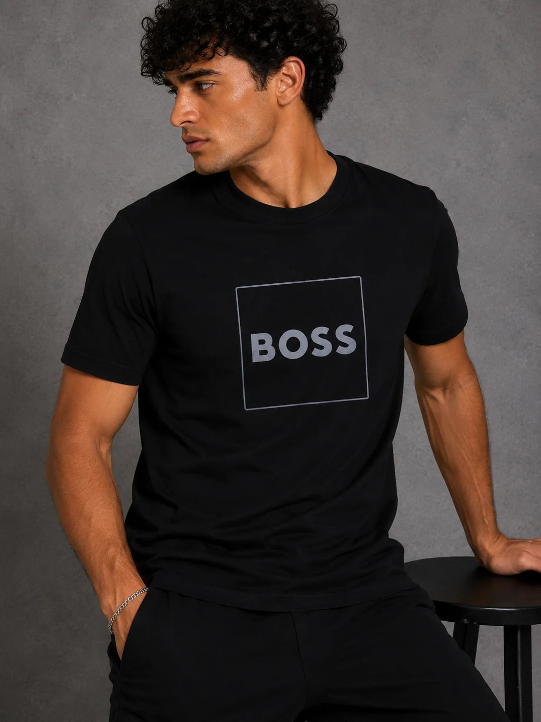 Camiseta 200 gramos referencia 11013, color Negro, talla M