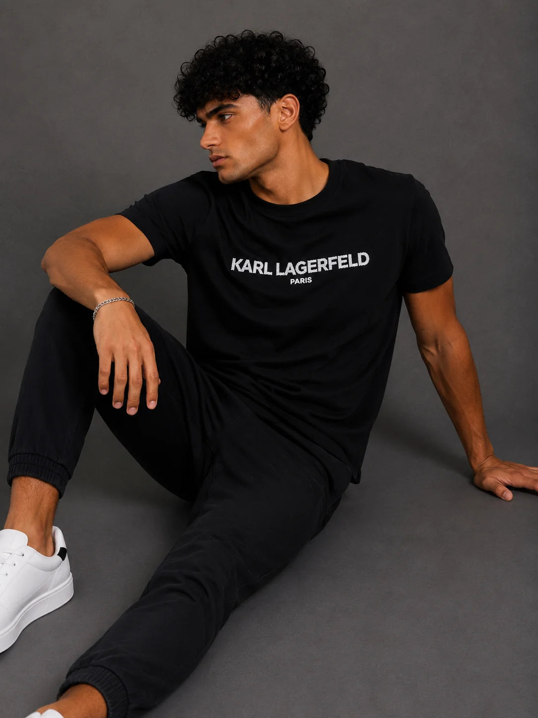 Camiseta 200 gramos referencia 11023, color Negro, talla XXL