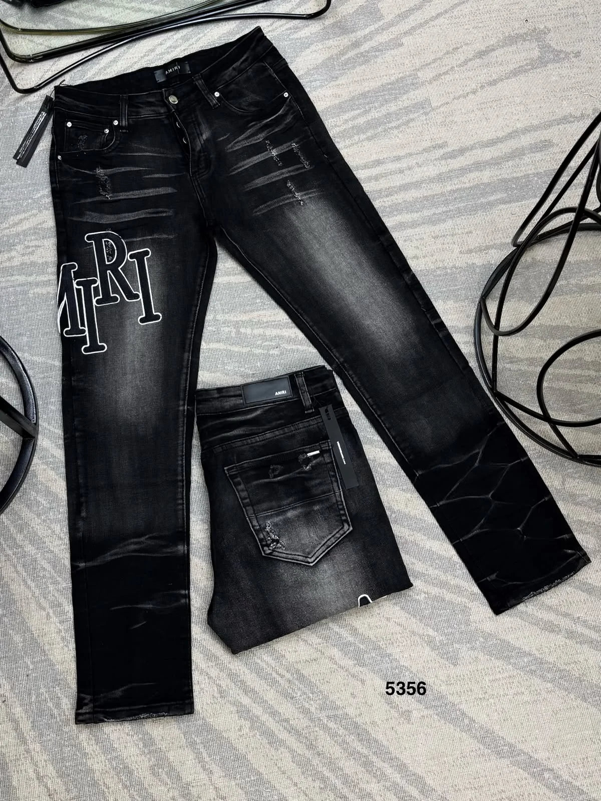 Jean referencia 70017, color Negro, talla 30