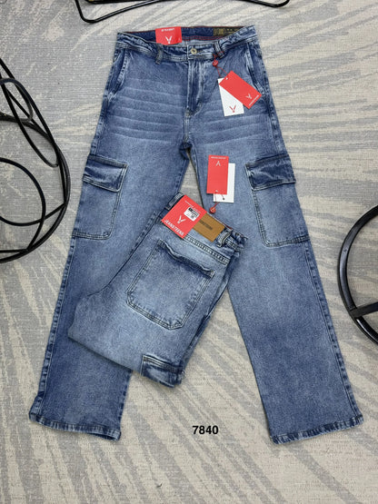 Jean Baggy referencia 7840, color Celeste, talla 38