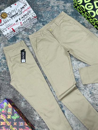 Pantalon drill referencia 80004, color Caqui, talla 38, imagen adicional