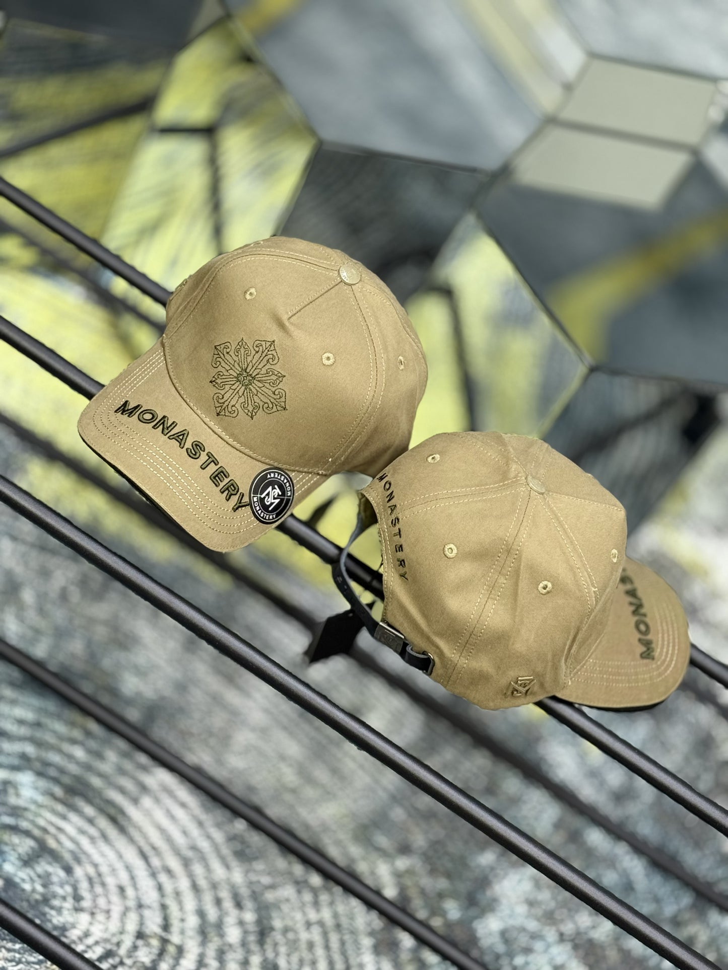 Gorra | B4 | MONASTERY